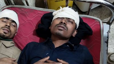 হাতিয়া উপজেলায় সন্ত্রাসী হামলার শিকার হয়েছেন বাংলাদেশ টেলিভিশনের (বিটিভি) প্রতিবেদক মিরাজ উদ্দিন ও তাকে বহনকারী গাড়ির চালক