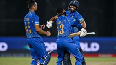 আমিরাতের উল্লাসের মুহূর্ত।