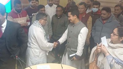 ওশাদ জমিরকে সারজিসের অভিনন্দন