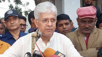 আদিলুর রহমান খান (ফাইল ছবি)