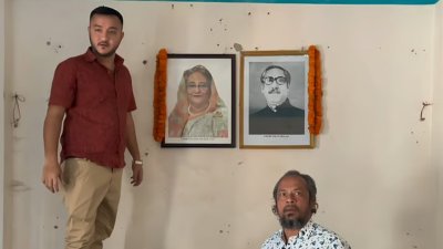 বেতাগী উপজেলা আওয়ামী লীগের দলীয় কার্যালয়ে ছাত্রলীগের নেতাকর্মীরা