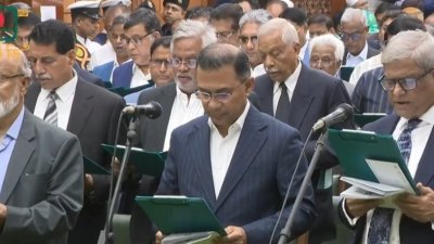 তারেক রহমানের নেতৃত্বে শপথ নেন বিএনপির সংসদ সদস্যরা