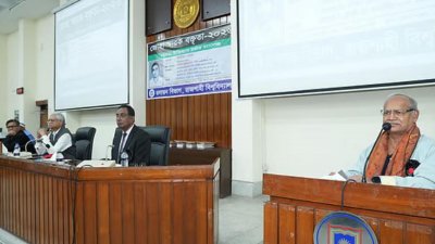 বুধবার সকালে বিশ্ববিদ্যালয়ের সিনেট ভবনে রাজশাহী বিশ্ববিদ্যালয়ে জোহা স্মারক বক্তৃতায় স্মারক বক্তা হিসেবে বক্তব্য দেন রাজনৈতিক বিশ্লেষক ও লেখক মহিউদ্দিন আহমদ