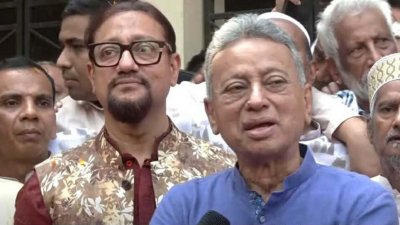 অর্থমন্ত্রী আমির খসরু মাহমুদ চৌধুরী