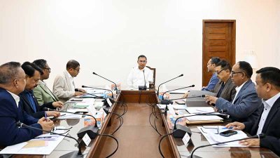 সচিবালয়ে নিজ কার্যালয়ে অফিস করেছেন প্রধানমন্ত্রী তারেক রহমান