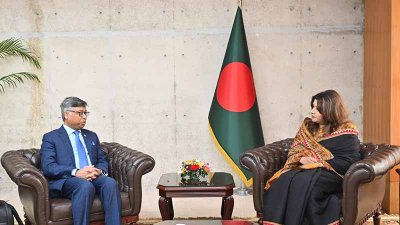 সার্কের মহাসচিব মো. গোলাম সারওয়ার ও পররাষ্ট্র প্রতিমন্ত্রী শামা ওবায়েদ