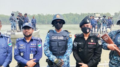 দস্যু দমনে ‘কম্বিং অপারেশন’ শুরু করেছে যৌথ বাহিনী