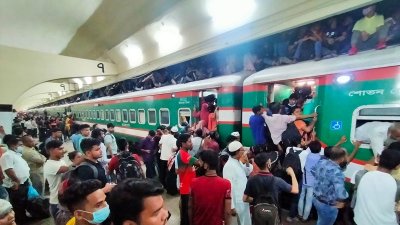 ট্রেনে ঈদযাত্রা (ফাইল ছবি)
