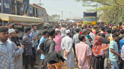 শ্রমিকরা প্রায় ৫ ঘণ্টা ঢাকা-সিলেট মহাসড়ক অবরোধ করে রাখেন