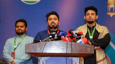 রাজধানীর কৃষিবিদ ইনস্টিটিউটে ‘জাতীয় যুব শক্তি’ আয়োজিত ইফতার মাহফিলে নাহিদ ইসলাম