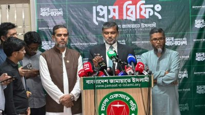 সংবাদ সম্মেলনে শিশির মনির