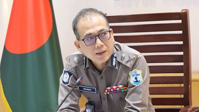 অতিরিক্ত আইজিপি কুসুম দেওয়ান