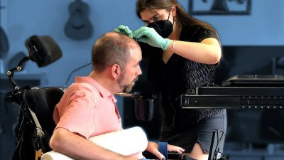 এআই কীভাবে পড়ছে আমাদের এলোমেলো মনের কথা