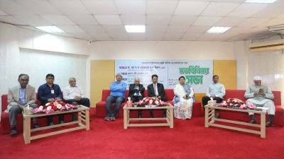 ইউজিসি’র কর্মকর্তা-কর্মচারীদের সঙ্গে মতবিনিময় করেন শিক্ষামন্ত্রী