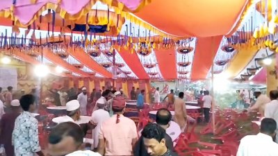 ব্রাহ্মণবাড়িয়ার কসবা উপজেলার বিনাউটি ইউনিয়ন বিএনপি আয়োজিত ইফতার মাহফিলে দলের দুই গ্রুপের মধ্যে সংঘর্ষের ঘটনা ঘটেছে