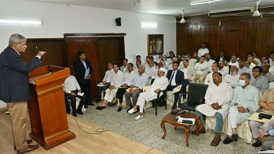 বিএনপির নবনির্বাচিত এমপিদের দ্বিতীয় দিনের কর্মশালা চলছে