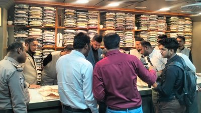 চট্টগ্রামের টেরি বাজারে অভিযান