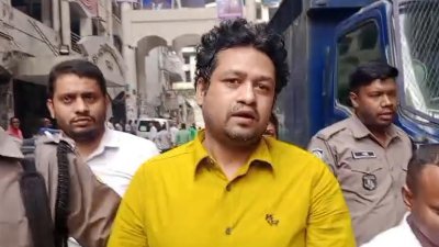 নিষিদ্ধ ঘোষিত সংগঠন ছাত্রলীগের সাবেক নেতা আপেল মাহমুদ। ছবি: সংগৃহীত