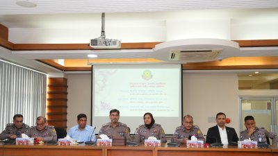 আন্তর্জাতিক নারী দিবস উপলক্ষে ঢাকা মেট্রোপলিটন পুলিশের উদ্যোগে সেমিনার