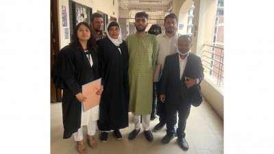 লিমুল্লাহ মুসলিম হলের সাবেক সভাপতি আনোয়ার হোসেন নাইমকে ফের গ্রেফতার দেখানো হয়েছে