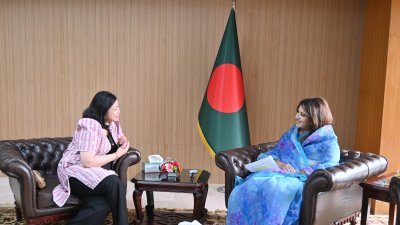 পররাষ্ট্র প্রতিমন্ত্রী শামা ওবায়েদ ইসলামের সঙ্গে সৌজন্য সাক্ষাৎ করেন ফিলিপাইনের রাষ্ট্রদূত নিনা প্যাডিলা কেইনলেট