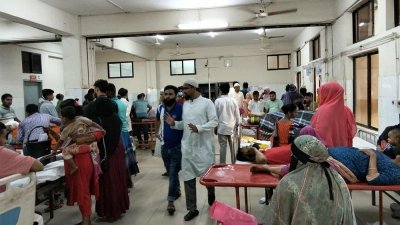 জাতীয় অর্থোপেডিক হাসপাতাল ও পুনর্বাসন প্রতিষ্ঠানে (নিটোর) চিকিৎসারত রোগী (ছবি: নাসিরুল ইসলাম)