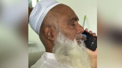 কুমিল্লার পদুয়ার বাজারে রেলক্রসিংয়ে ভয়াবহ দুর্ঘটনায় হতাহতের ঘটনায় হতবিহ্বল স্থানীয় সংসদ সদস্য মনিরুল হক চৌধুরী প্রয়োজনীয় পদক্ষেপ নিতে রেল ও সড়ক পরিবহনমন্ত্রীর হস্তক্ষেপ চেয়েছেন