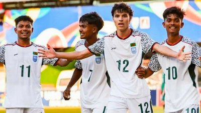 যুক্তরাষ্ট্র প্রবাসী স্ট্রাইকার রোনান সুলিভানের জোড়া গোলে বাংলাদেশের জয়