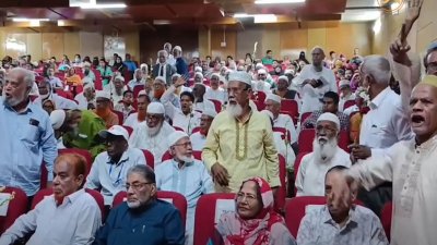 মুক্তিযুদ্ধে বঙ্গবন্ধু শেখ মুজিবুর রহমানের অবদান নিয়ে বিতর্কিত মন্তব্যকে কেন্দ্র করে চরম উত্তেজনা ও হট্টগোল