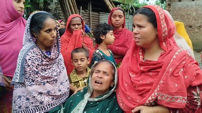 স্বজনদের আহাজারি