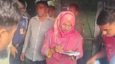 উপজেলা নির্বাহী কর্মকর্তা শামছুজ্জাহান কনক অভিযান চালিয়ে মজুত করা ডিজেল জব্দ করেন