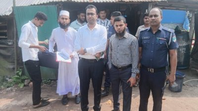 বেশি দামে তেল বিক্রি করায় জরিমানা