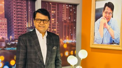 জন্মদিনে নতুন তথ্য জানাবেন আলমগীর