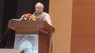 নর্থ সাউথ বিশ্ববিদ্যালয়ে মহান স্বাধীনতা দিবসের আলোচনা অনুষ্ঠানে বক্তব্য রাখেন রুহুল কবির রিজভী