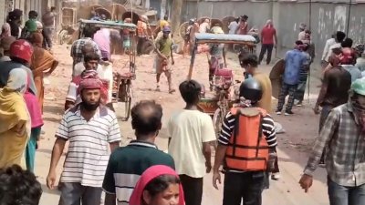 ফরিদপুরে কয়েক গ্রামের মানুষের সংঘর্ষ