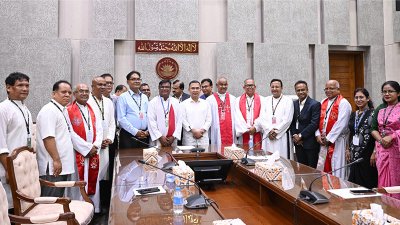 খ্রিস্টান সম্প্রদায়ের অন্যতম ধর্মীয় অনুষ্ঠান ইস্টার সানডে উপলক্ষে ফেডারেশন অব প্রোটেস্ট্যান্ট চার্চ ইন বাংলাদেশ সভাপতি ফিলিপ পি. অধিকারীর নেতৃত্বে ১৩ সদস্যের একটি প্রতিনিধি দল প্রধানমন্ত্রীর সঙ্গে সাক্ষাৎ করেন