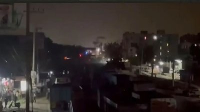 সংঘর্ষের কারণে মহাসড়কে দীর্ঘ যানজট তৈরি হয়