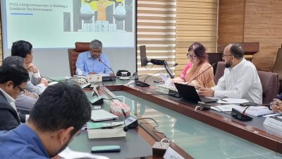 জাতীয় রাজস্ব বোর্ড আয়োজিত প্রাক-বাজেট আলোচনায় এনবিআর চেয়ারম্যান ও ব্যবসায়ীরা। ছবি: সংগৃহীত