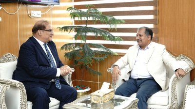 তথ্য ও সম্প্রচারমন্ত্রীর সঙ্গে সাক্ষাৎ করেন পাকিস্তানের রাষ্ট্রদূত