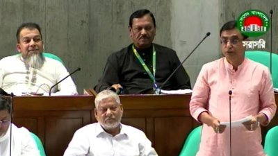 জাতীয় সংসদের অধিবেশনে কথা বলছেন গাজীপুর-১ আসনের সংসদ সদস্য মুজিবুর রহমান। ছবি: সংগৃহীত