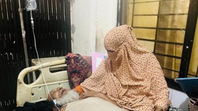 নোয়াখালী সদর উপজেলায় জমির মালিকানা দাবি করে চাঁদা না দেওয়ায় যুবদল নেতার হামলায় আহত বৃদ্ধ মো. আবদুল হাই মারা গেছেন