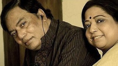 ছবিতে যুগলবন্দী খালেদ খান ও মিতা হক