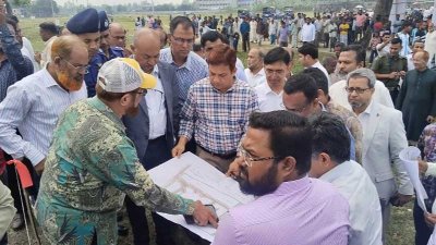 নীলফামারীতে হাসপাতালের জন্য নির্ধারিত স্থান পরিদর্শন করে প্রতিনিধি দল