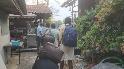 থাইল্যান্ডের রিসোর্ট থেকে ২১ জন বাংলাদেশি আটক। ছবি: ব্যাংকক পোস্ট