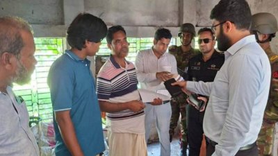 মৌতলা ইউনিয়ন পরিষদের চেয়ারম্যান ফেরদৌস মোড়লের বাড়ি থেকে ১ হাজার ২০০ লিটার ডিজেল জব্দ করা হয়েছে