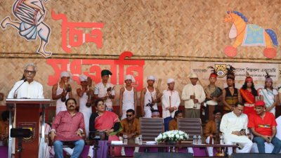 উদ্বোধন অনুষ্ঠানে বক্তব্য রাখছেন সংস্কৃতিমন্ত্রী