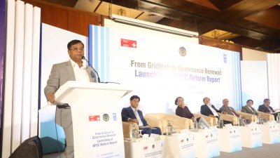 বক্তব্য রাখছেন  ইউজিসি চেয়ারম্যান অধ্যাপক ড. মামুন আহমেদ