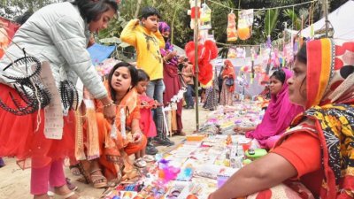 বগুড়ার ঐতিহ্যবাহী ‘বউ মেলা’, পুরুষের প্রবেশ নিষেধ