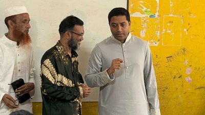প্রাথমিক বৃত্তি পরীক্ষাকেন্দ্র পরিদর্শন করেন ববি হাজ্জাজ