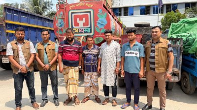 ডিজেলসহ গ্রেফতার চার জন